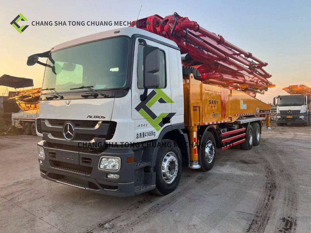 Sany Mercedes Benz Chassis 56 M Concrete Pump Truck 6 Cylinders 6 Masts